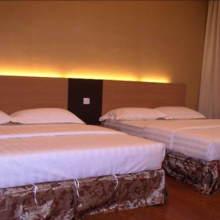 Lbs Hotel Черас Екстериор снимка